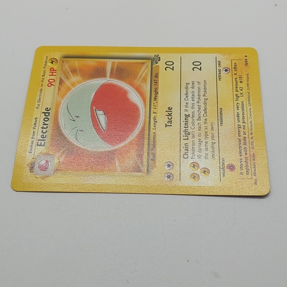 Vintage 1999 Pokemon Electrode 18/64 Rare/ Jungle - Picture 4 of 5